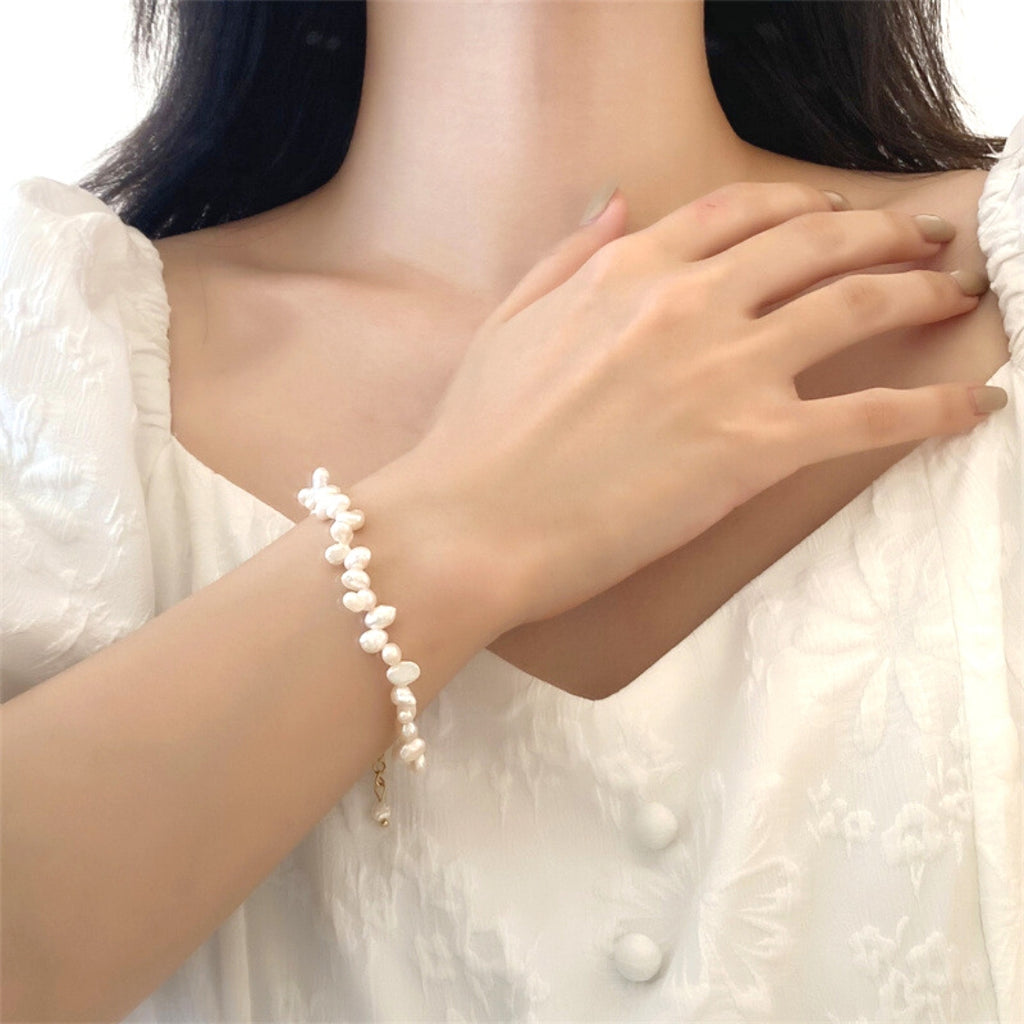Vivien Baroque Pearl Bracelet